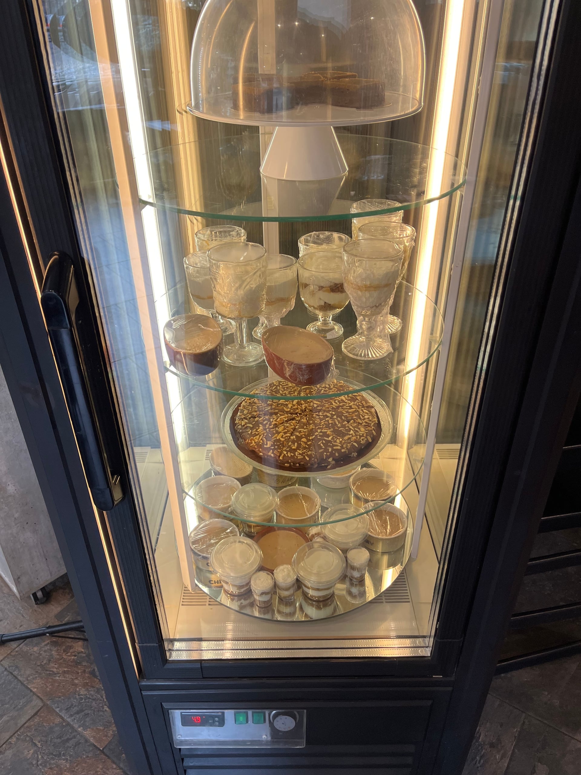 Vitrine desserts maison